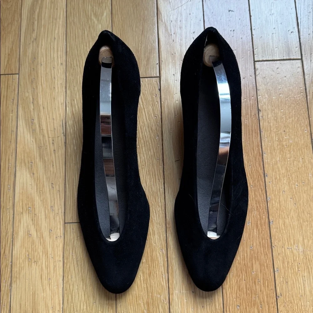 Stuart Weitzman Black Suede Classic Pumps Heels Size 7
